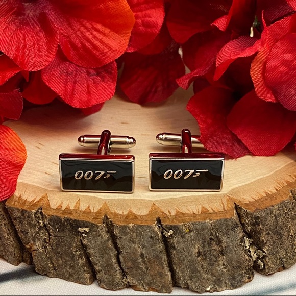 Black & Silver 007 James Bond Cufflinks - Picture 5 of 14